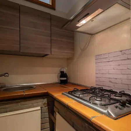 아파트 Loft Mediterraneo By Propertize 칼리아리